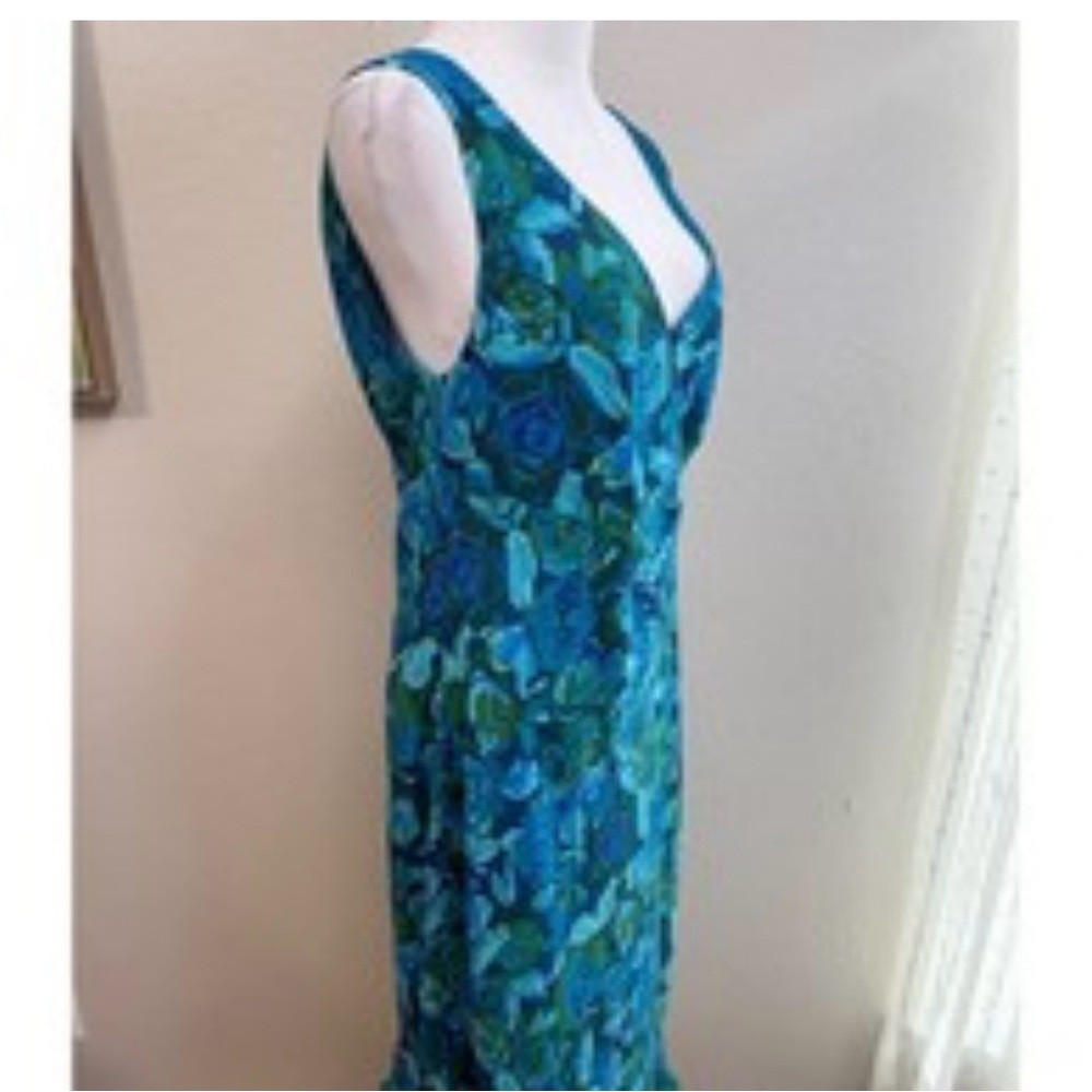 Venezia Blue Floral V-Neck Women’s Dress 18/20